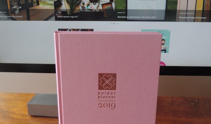 Review Planner 2018: Pink Purpuz Planner